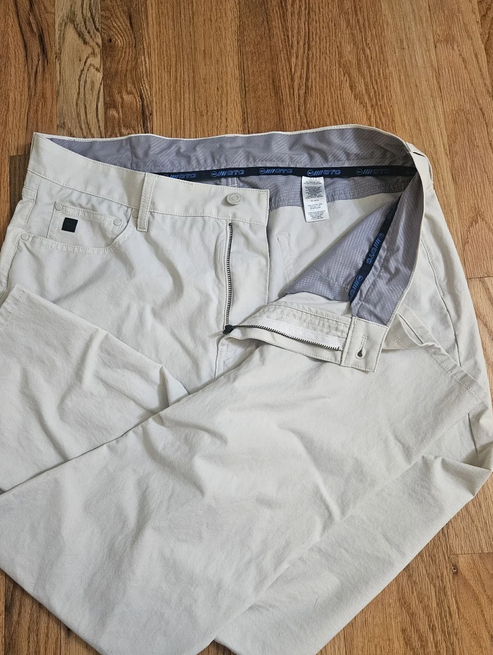 Vineyard Vines On-The-Go Pants (OTG) EUC Size 36+30
